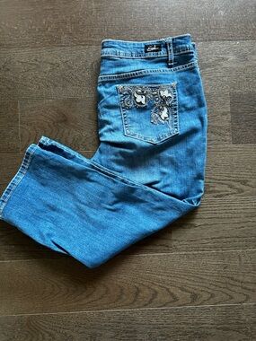 Vintage Y2K Earl Jean Embellished Rhinestones Bling Crop Jeans